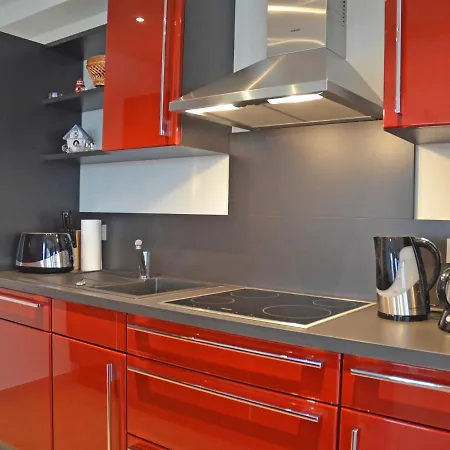 شقة Strandhus - Apt. 01 *