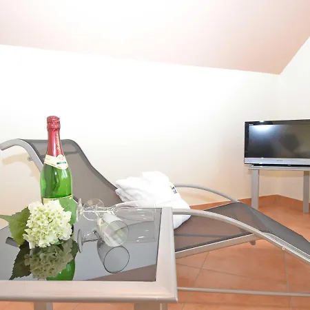 شقة Strandhus - Apt. 01 *