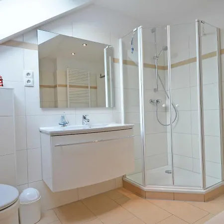 Strandhus - Apt. 01 شقة Sellin (Rugen)