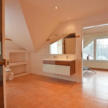 Strandhus - Apt. 01 * Sellin (Rugen)